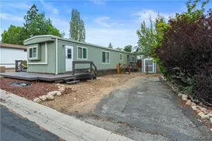 391 Montclair Dr, Big Bear City, CA 92314 - Photo 4