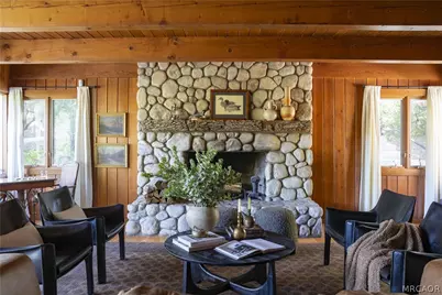28819 North Shore Road, Lake Arrowhead, CA 92352 - Photo 4