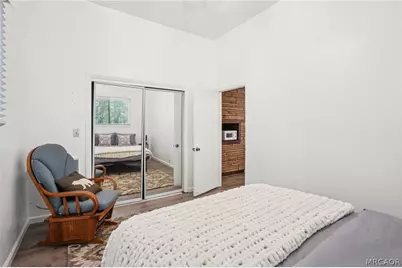 670 Villa Grove Avenue, Big Bear City, CA 92314 - Photo 22