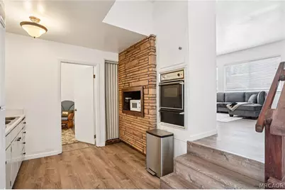 670 Villa Grove Avenue, Big Bear City, CA 92314 - Photo 14