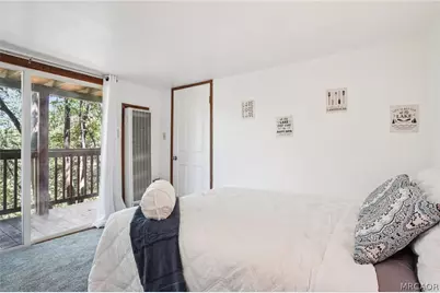 670 Villa Grove Avenue, Big Bear City, CA 92314 - Photo 18
