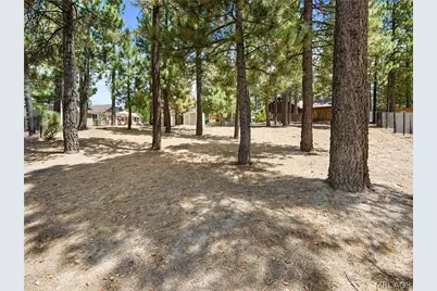 40083 Lakeview Drive, Big Bear Lake, CA 92315 - Photo 36