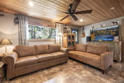 500 E Meadow Lane, Big Bear City, CA 92314 - Photo 10