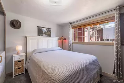 500 E Meadow Lane, Big Bear City, CA 92314 - Photo 16