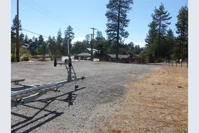 40318 Big Bear Boulevard, Big Bear Lake, CA 92315 - Photo 12