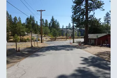 40318 Big Bear Boulevard, Big Bear Lake, CA 92315 - Photo 10