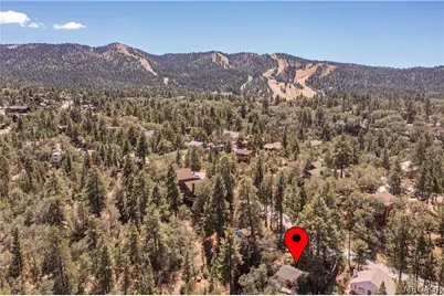 528 Villa Grove Avenue, Big Bear City, CA 92314 - Photo 2