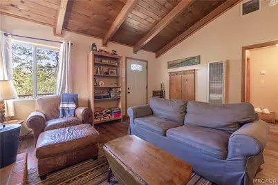 528 Villa Grove Avenue, Big Bear City, CA 92314 - Photo 4