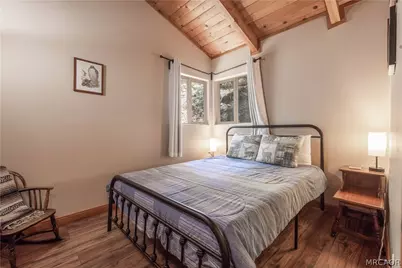 528 Villa Grove Avenue, Big Bear City, CA 92314 - Photo 14