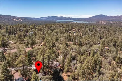 528 Villa Grove Avenue, Big Bear City, CA 92314 - Photo 24