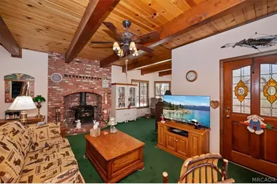 911 Panamint Mountain Drive, Big Bear City, CA 92314 - Photo 6