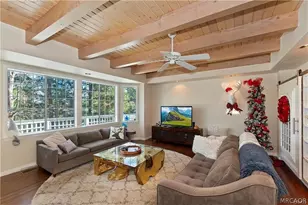 27832 St Bernard Ln, Lake Arrowhead, CA 92352 - Photo 4