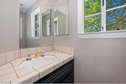 26620 Modoc Lane, Lake Arrowhead, CA 92352 - Photo 18