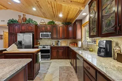 613 Cedar Glen Drive, Big Bear City, CA 92314 - Photo 18