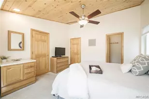 777 Medicine Mans Pl, Big Bear Lake, CA 92315 - Photo 36