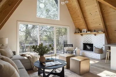1340 Yosemite Drive, Lake Arrowhead, CA 92352 - Photo 2