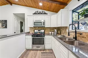 937 E Fairway Blvd, Big Bear City, CA 92314 - Photo 10