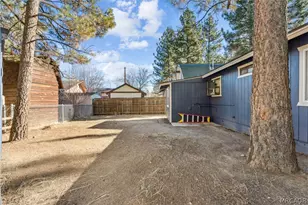 937 E Fairway Blvd, Big Bear City, CA 92314 - Photo 24