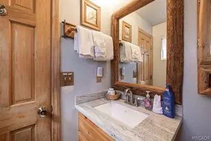 926 Robinhood Blvd, Big Bear City, CA 92314 - Photo 10