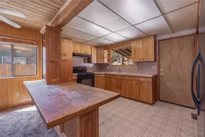 1029 N Sierra Avenue, Big Bear City, CA 92314 - Photo 12
