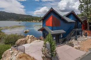 808 Penninsula Ln, Big Bear City, CA 92315 - Photo 2