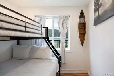 808 Penninsula Lane, Big Bear City, CA 92315 - Photo 20