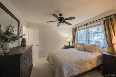 27598 Meadow Bay Drive, Lake Arrowhead, CA 92352 - Photo 34
