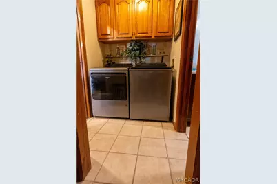436 E Fairway Boulevard, Big Bear City, CA 92314 - Photo 18
