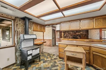 1172 Or 1160 1/2 Mound Street, Big Bear City, CA 92314 - Photo 2