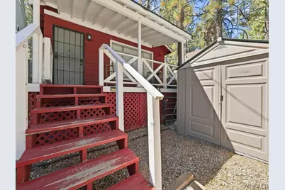506 W Rainbow Boulevard, Big Bear City, CA 92314 - Photo 8