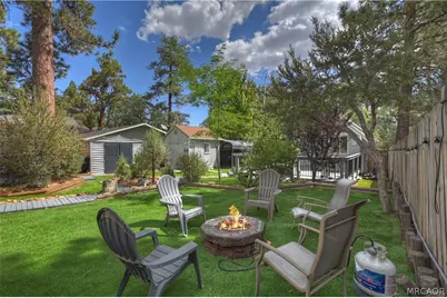 524 Highland Lane, Sugarloaf, CA 92386 - Photo 8