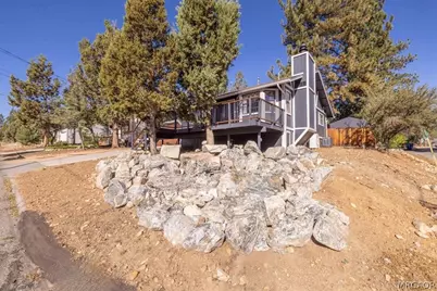 381 San Martin Drive, Big Bear City, CA 92314 - Photo 8