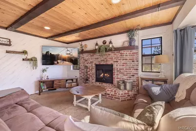 381 San Martin Drive, Big Bear City, CA 92314 - Photo 14