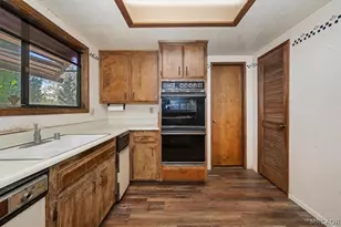 983 Teakwood Dr, Lake Arrowhead, CA 92352 - Photo 10