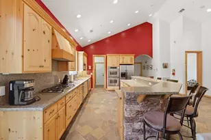 1099 Heritage Trail, Big Bear City, CA 92314 - Photo 16