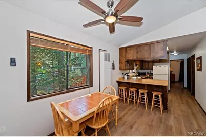 42587 Cedar Avenue, Big Bear Lake, CA 92315 - Photo 10