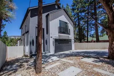 225 E Aeroplane Boulevard, Big Bear City, CA 92314 - Photo 1