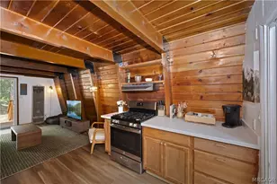 897 Ford Ln, Big Bear Lake, CA 92315 - Photo 10