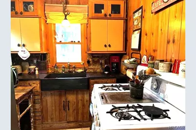 27877 Holly Lane, Lake Arrowhead, CA 92352 - Photo 12