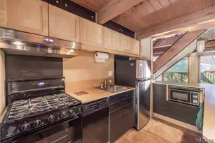 43615 Bow Canyon Ln, Big Bear Lake, CA 92315 - Photo 10