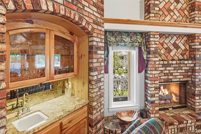 137 Bayside Drive, Big Bear Lake, CA 92315 - Photo 10