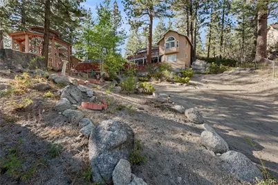 39251 Cedar Dell Road, Fawnskin, CA 92333 - Photo 10
