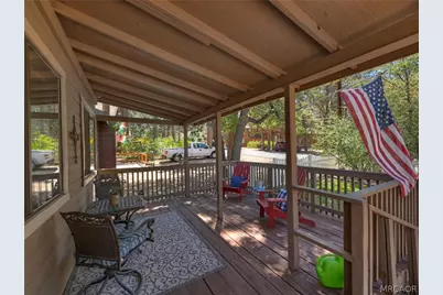 327 Wabash Lane, Sugarloaf, CA 92386 - Photo 4