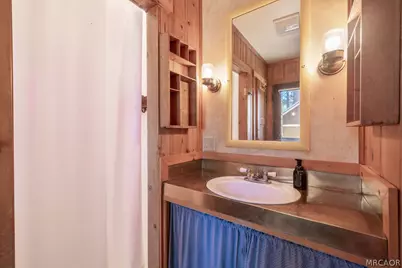 1122 Illini Drive, Fawnskin, CA 92333 - Photo 16