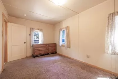 1122 Illini Drive, Fawnskin, CA 92333 - Photo 14