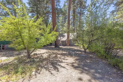 1122 Illini Drive, Fawnskin, CA 92333 - Photo 1