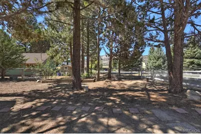 1345 E Country Club Boulevard, Big Bear City, CA 92314 - Photo 24