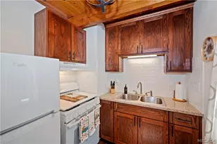 2428 Oak Dr, Arrowbear, CA 92382 - Photo 10