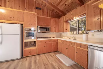 913 Tinkerbell Avenue, Big Bear City, CA 92314 - Photo 4