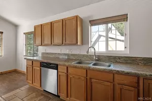 432 Chip-O-Wood Ln, Big Bear Lake, CA 92315 - Photo 12